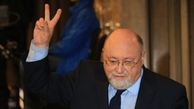 Ал Йорданов наруга Силвия Великова: Махленска клюкарка! 