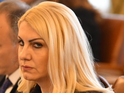 Над 65 000 македонци са получили български паспорт