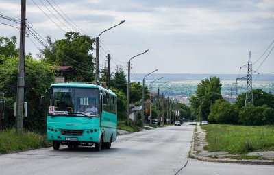 Десетки медици останаха без транспорт до Русе