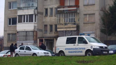 Психар удуши болната си жена в Смядово