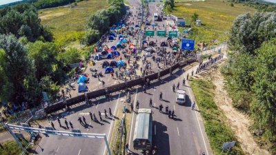Унгария е нарушила законите за бежанците