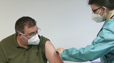 НОВИНАТА: Министър Ангелов пръв се ваксинира срещу коронавируса (ВИДЕО+СНИМКИ)