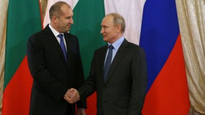 Путин с привети за ЧНГ, забрави Радев и Бойко