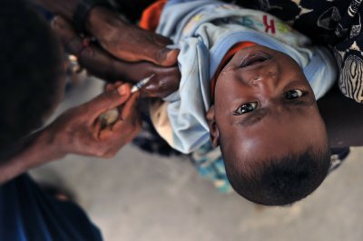 Честито! Ваксините безсилни срещу африканския щам