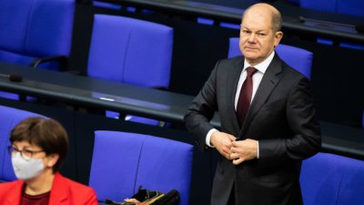 Германия може да издържи дълга COVID блокада