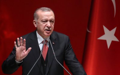 Ердоган нарече протестиращите студенти "терористи"