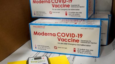 Американският регулатор каза „не“ за промяна в дозите на Covid ваксините