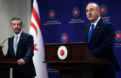 Гърция и Турция възобновяват замразените преговори