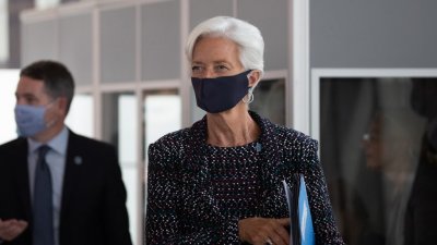 ЕЦБ разчита на бърза ваксинация за възстановяване на икономиката