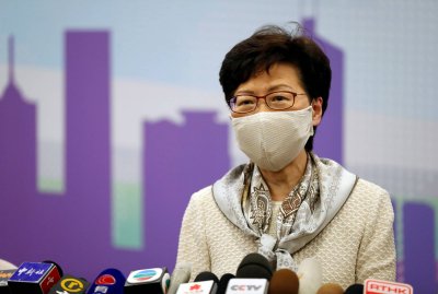 Лидерът на Хонконг обвини Запада в лицемерие
