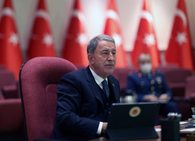 Турция призова за диалог със САЩ след санкциите
