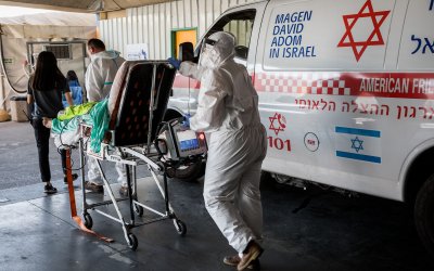 Израел с рекорд на новозаразени и ваксинирани за 24 ч.