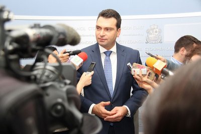 Паргов дари предпазни екипи и маски в "Исул"