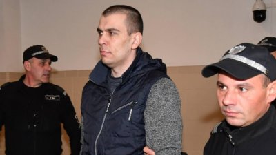 20 г. затвор за Викторио Александров, убил Дарина и дъщеря им
