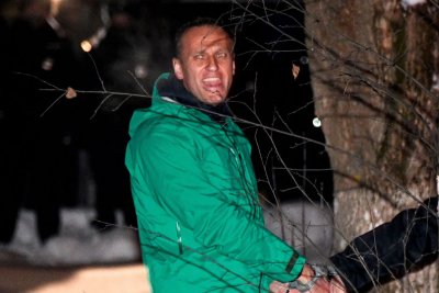 Навални зове за улични протести