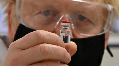 По 140 души на минута имунизират на Острова