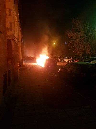 Три коли горяха в Перник