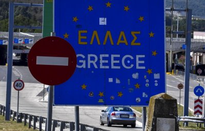 Гърция удължи ограничителните мерки до 8 февруари