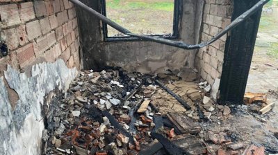 Дядо изгоря в къща до Павел Баня