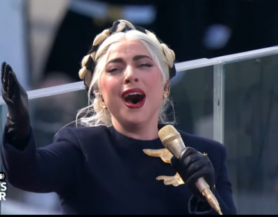 Лейди Гага изпя химна на САЩ за Байдън (ВИДЕО)