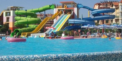 Съдят разпоредител в аквапарк за смъртта на 18-годишен младеж