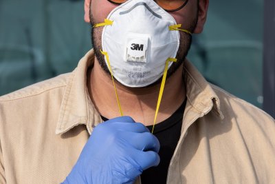 СЗО каза кои маски спират новия вирус