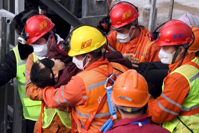 Китай потвърди смъртта на още деветима миньори