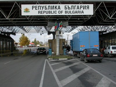 Прокурори се заемат с нередност на ГКПП "Кулата"