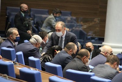 Скандал в парламента заради енергетиката и горивата 