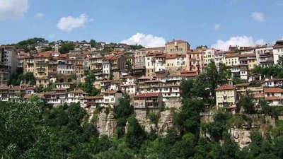 Велико Търново освобождава търговци и ресторанти от наеми