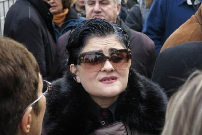 Калина Андролова страда за Мутафчийски
