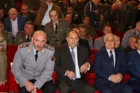 снимка 2 Президентът Румен Радев - част от празника на Сухопътни войски (СНИМКИ)