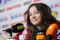 Операцията на Малена приключи, реставрираха раздробената й бедрена кост