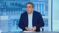 Асен Василев очаква таван на цените на тока за бизнеса