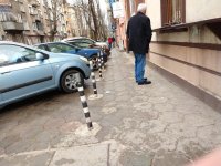 снимка 3 Супер скандал в Lupa.bg: Стефан Димитров пикае на улицата! (СНИМКИ)