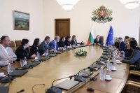 Гюров готов да направи кризисен щаб