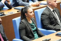 Вижте бицепса на Ивет Горанова 