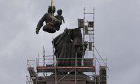 Васил Терзиев иска СО да придобие демонтираните фигури от МОЧА