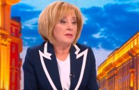 Мая Манолова ласкае Радев, не очаква "Прогресивна България" да се опияни от властта