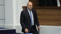 Румен Радев свиква спешно министрите заради високите цени 