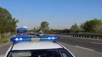Блъснаха полицай на магистрала "Тракия"