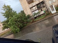 Бурята връхлетя Петрич, Благоевград мина метър