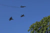  МО иска да купи изтребители "Грипен" и Ф-16 на старо