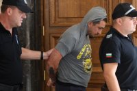 Домашен арест за мъжа, хванат с наркотици в кола с бебе