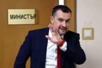 Калоян Методиев: Лъже ли Йотова, или не може да брои?