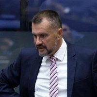 Калоян Методиев пак громи: Наркобарони ли гласуваха за Йотова?