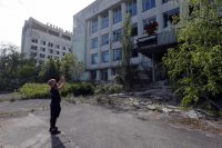 снимка 4 Чернобил стана като Малдивите: Туристи заливат Припят заради сериала на НВО (ГАЛЕРИЯ)
